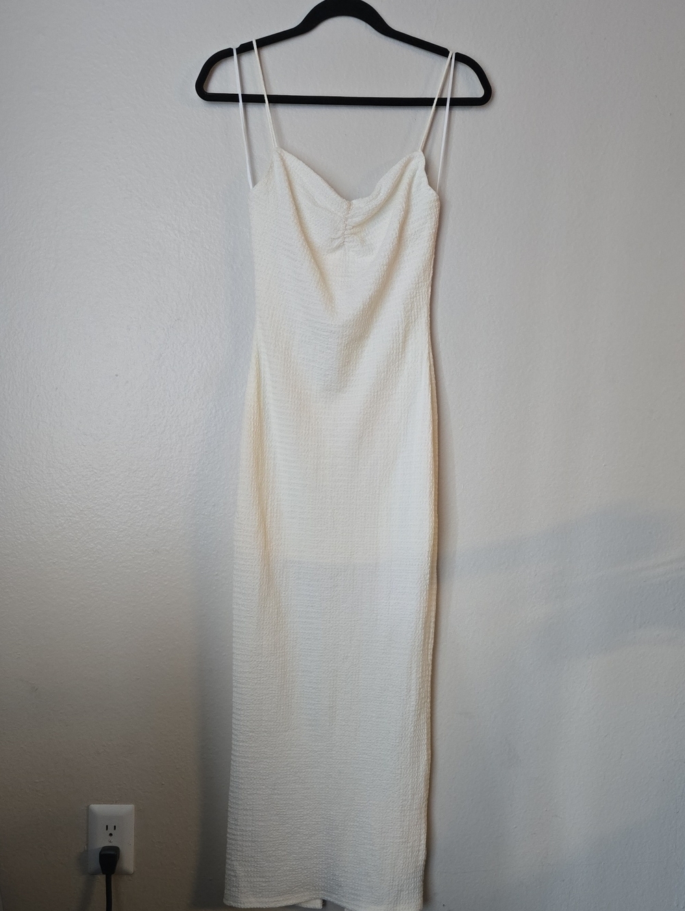 EUC Dollhouse Los Angeles White Textured Sweetheart Maxi Dress Small